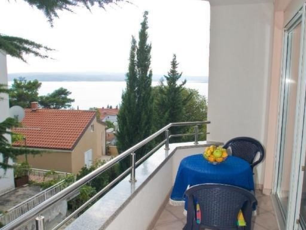 Appartement in Dramalj mit Terrasse