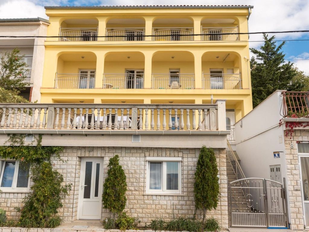 Haus La Dostana