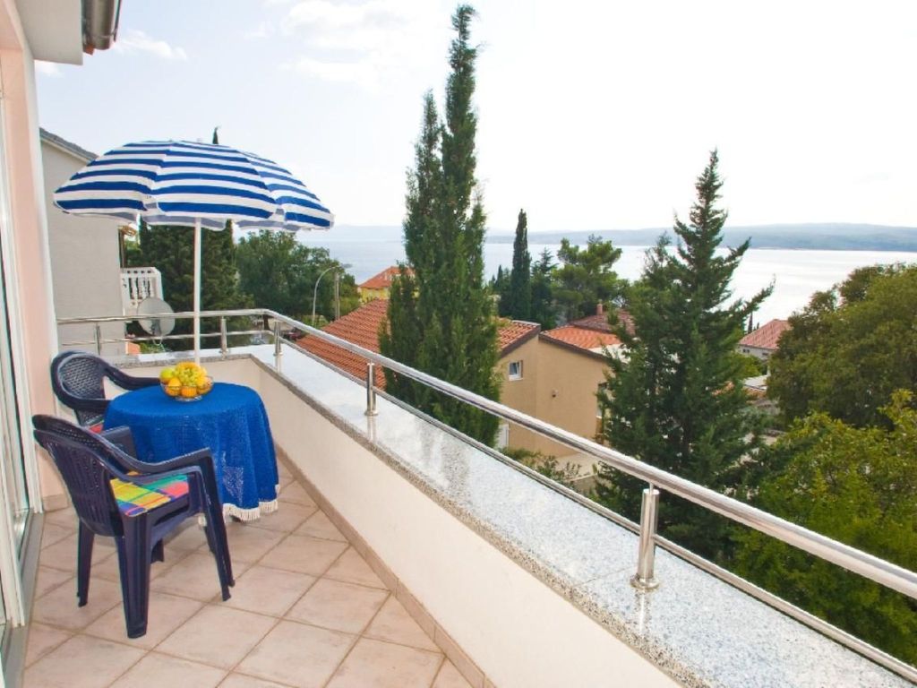 in Dramalj mit Terrasse