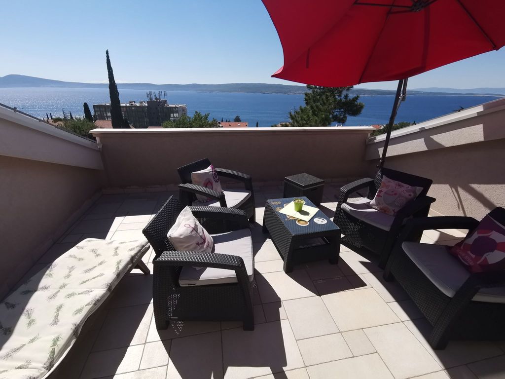 Wohnung für 6 Personen mit Terrasse und Meerblic