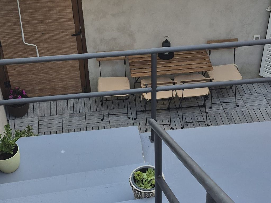 Studio-Apartment für 2 Personen mit Terrasse