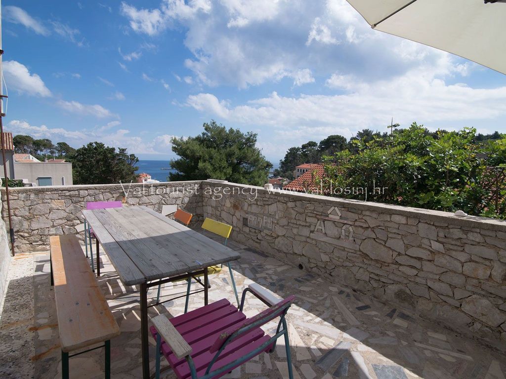 Schöne Wohnung in Veli Losinj