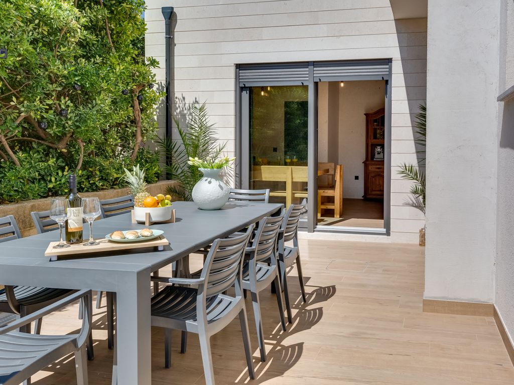 Luxury Villa Terra Maiorum