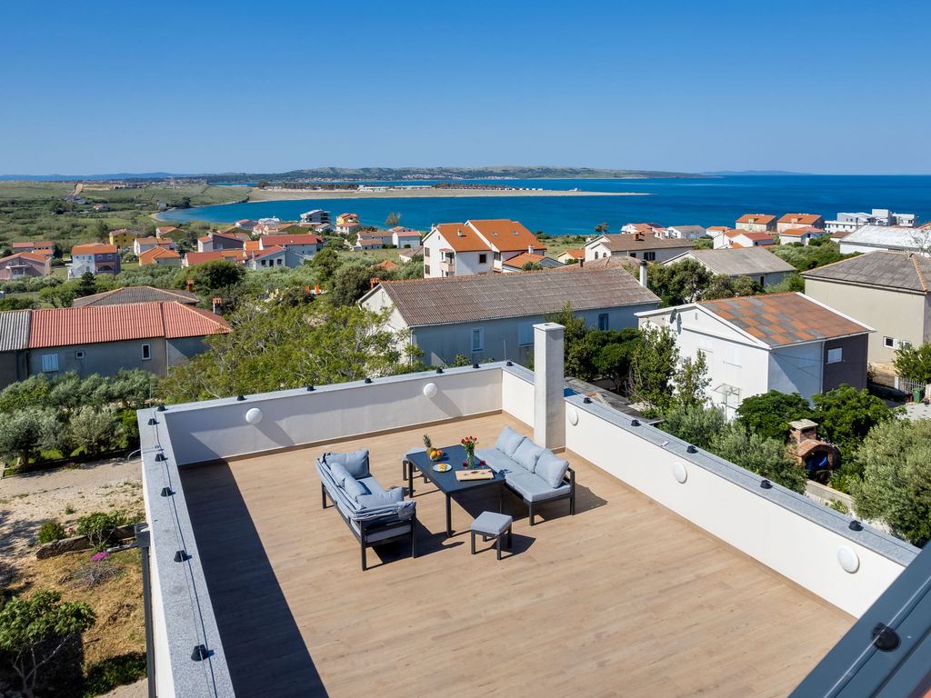 Luxury Villa Terra Maiorum
