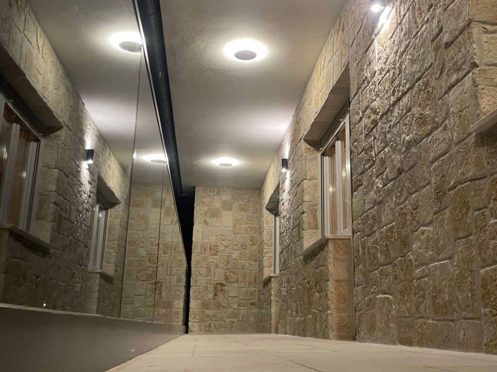 Stonehouse-Pag
