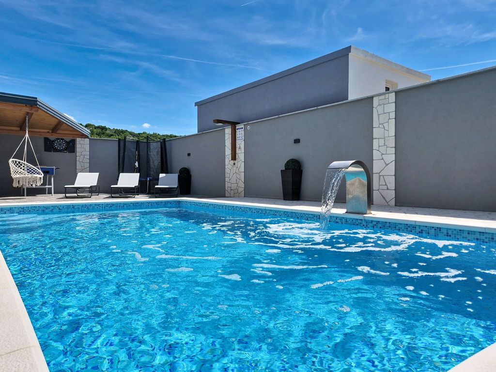 Villa Exotic