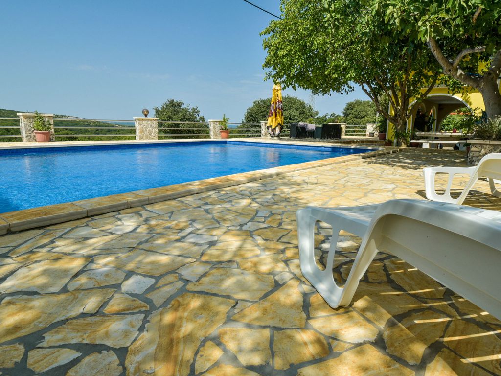 Villa Luka