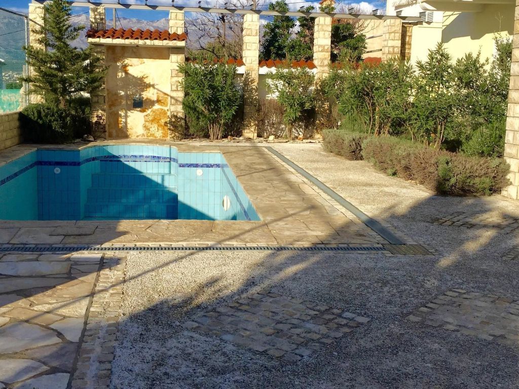 Charmantes Studio mit Balkon und Pool