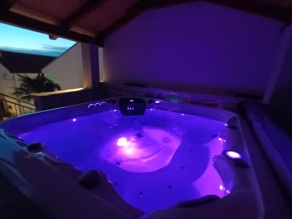 Jacuzzi Haus