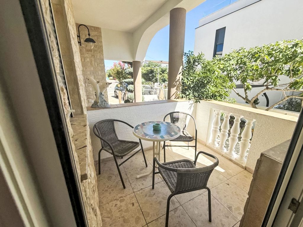 Wohnung Antica bei Queen beach Nin