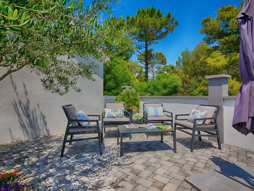 Apartment Basic Vesna 3