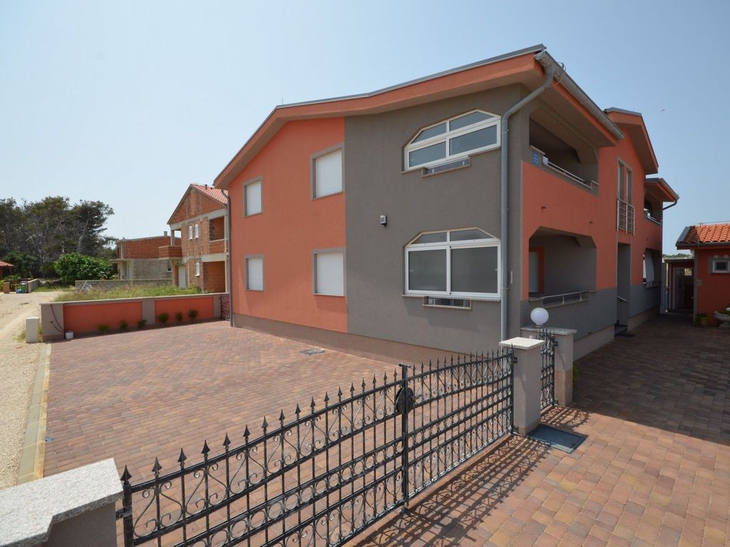 Apartment Komljen 2