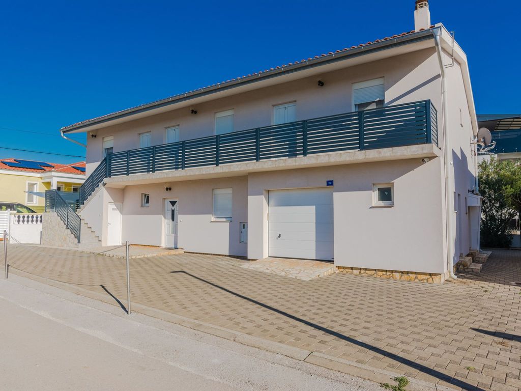 Apartment Markovic 1