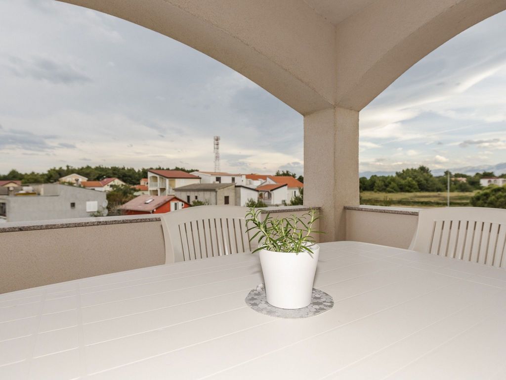 Apartment Simic 6