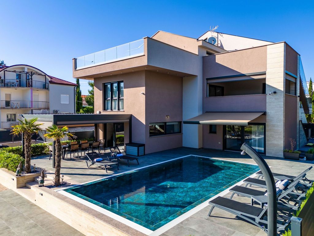 Apartment Royal 3