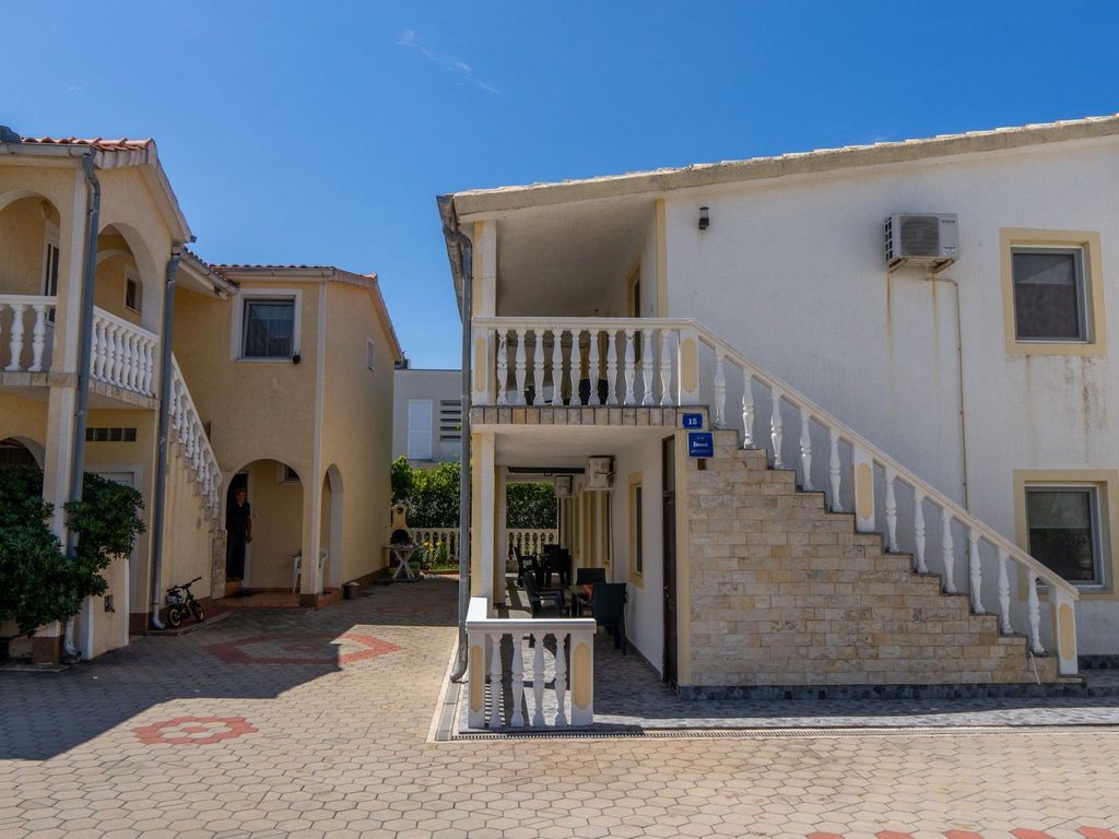 Apartment Tusla 1