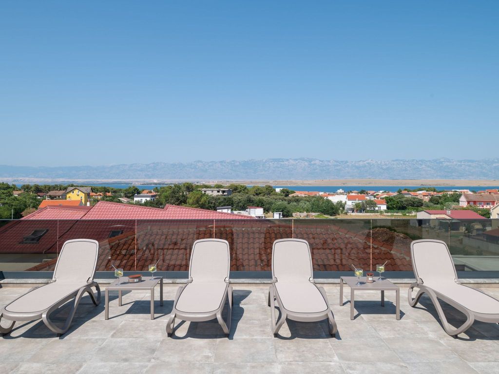 Penthouse Adela