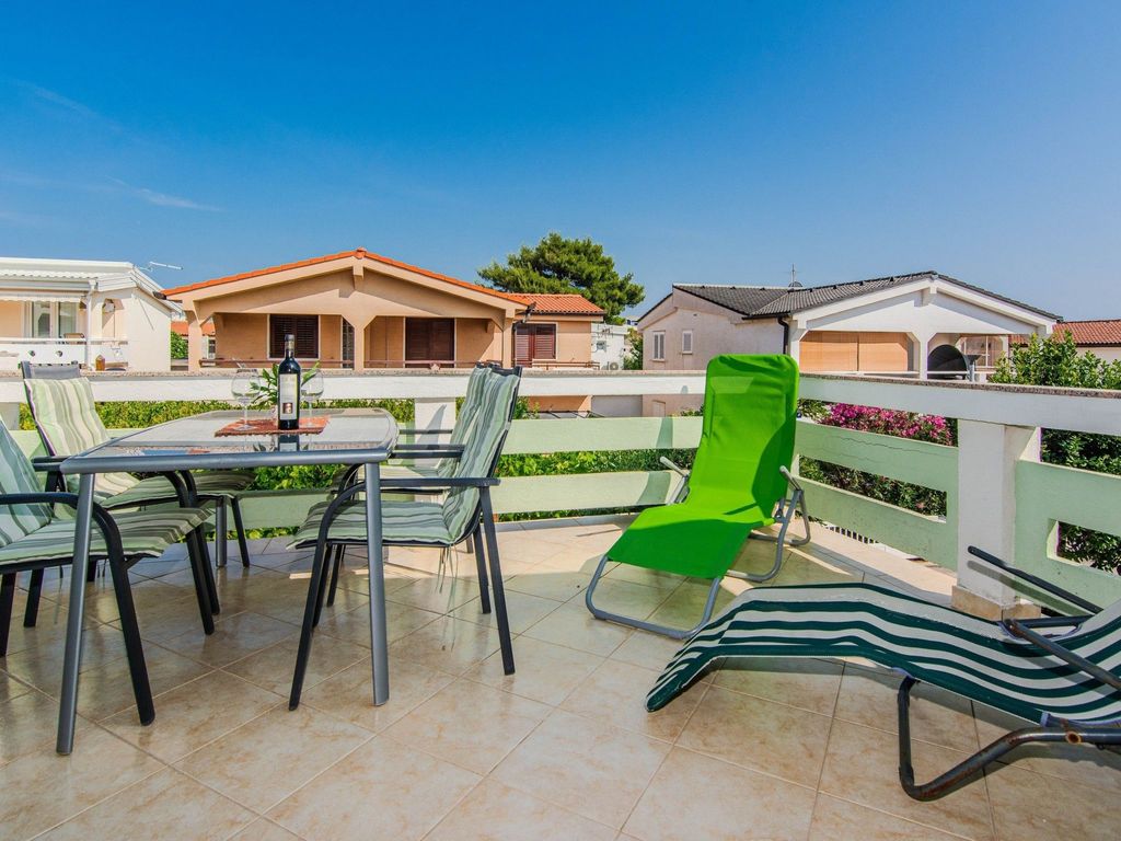 Apartment Semak