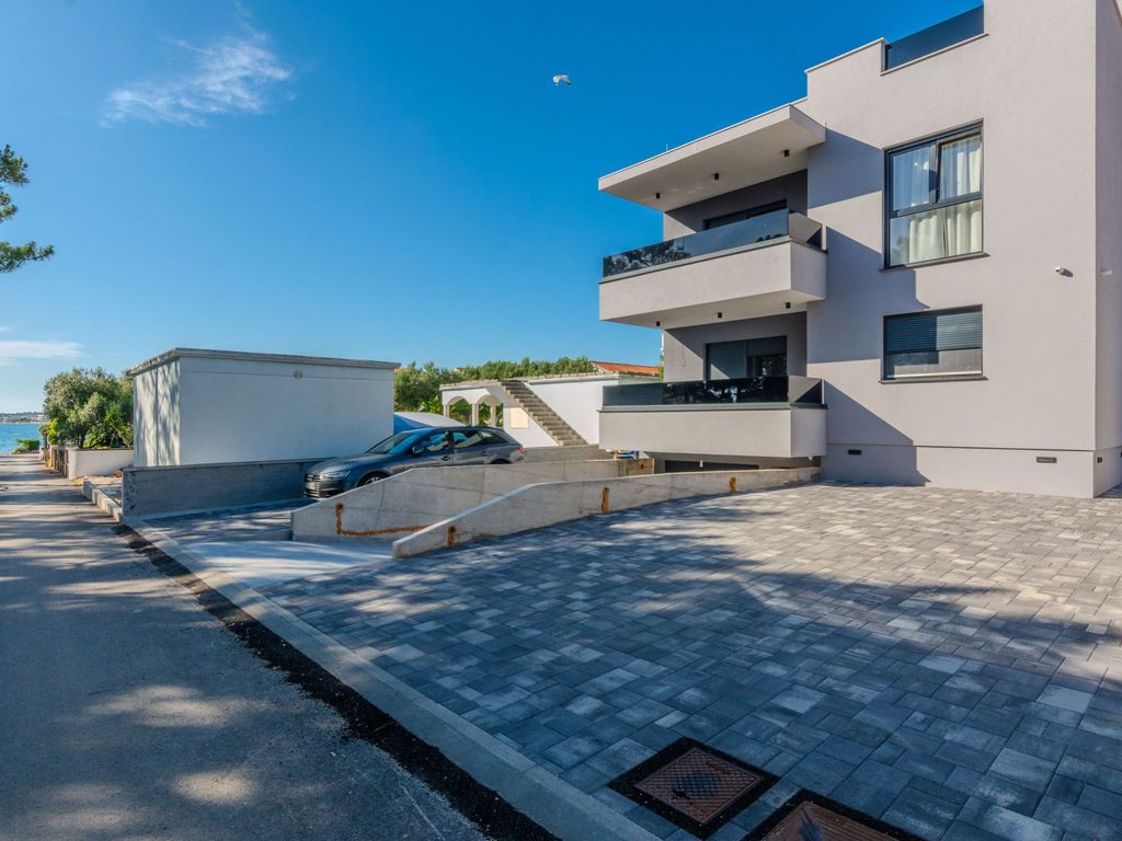 Apartment Fil Cosic 2