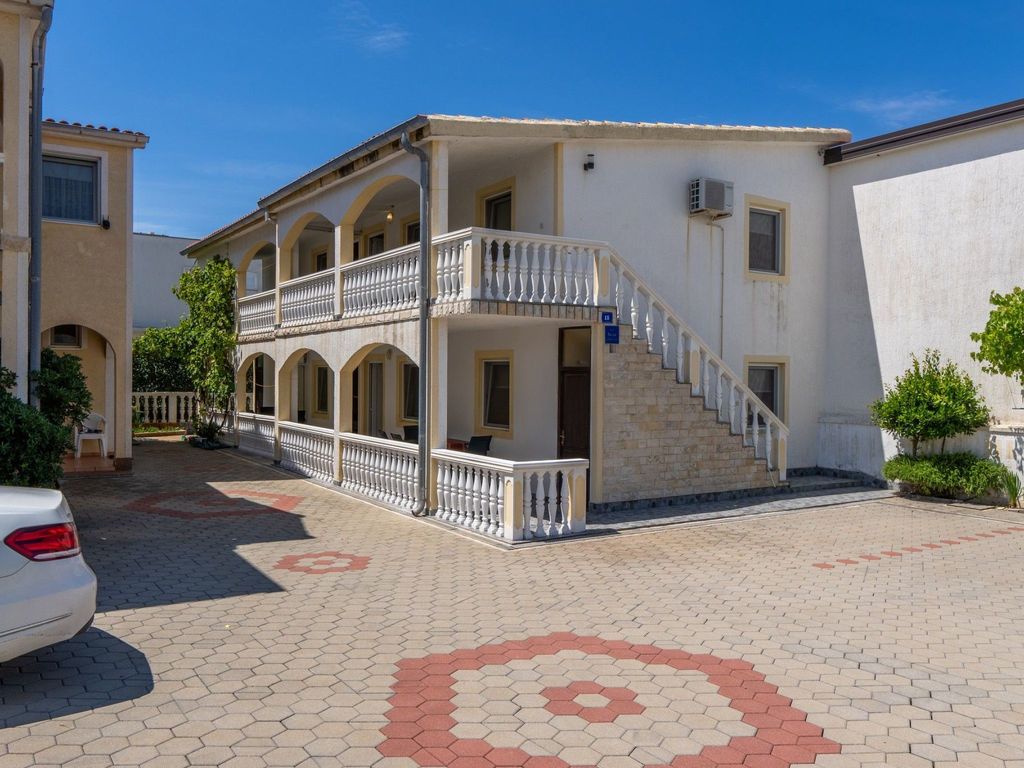 Apartment Tusla 3