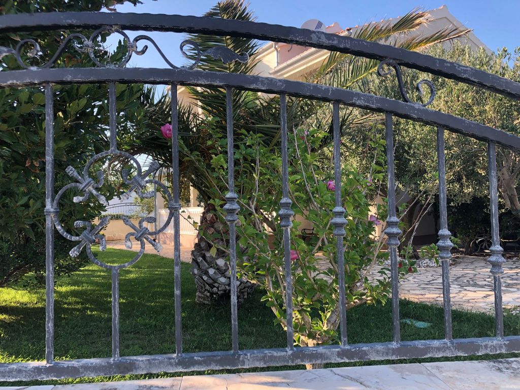 Villa Olive Grove