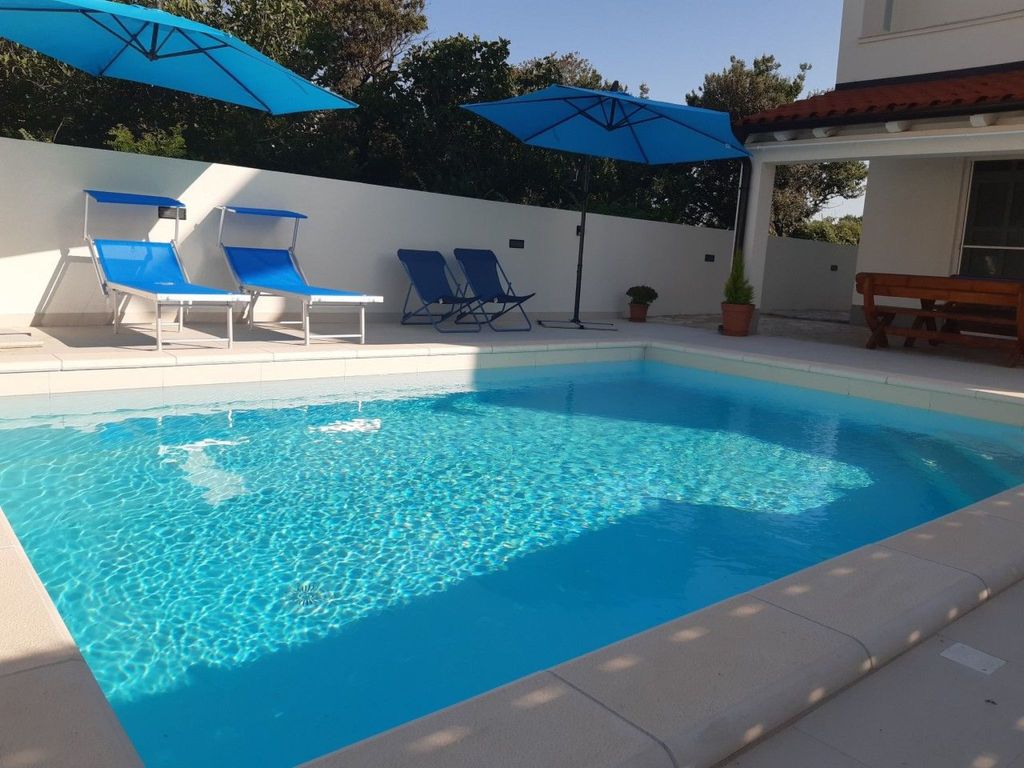 Luxuswohnung Bianca mit Pool
