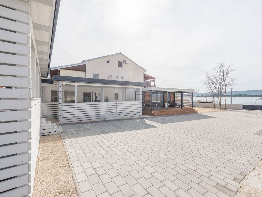 MH Summer Home