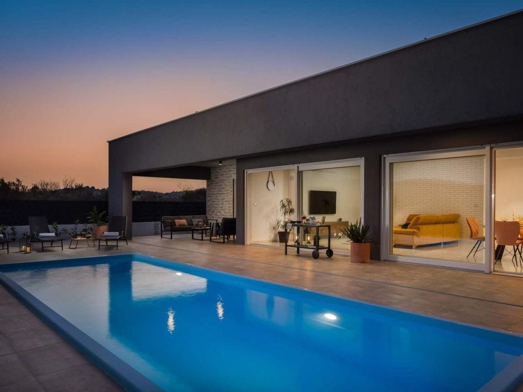 Villa Millenium