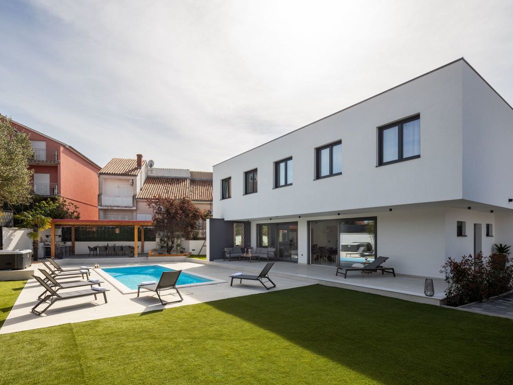 Villa Lumino