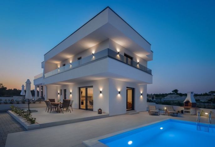 Schöne Villa Bettina in Vodice