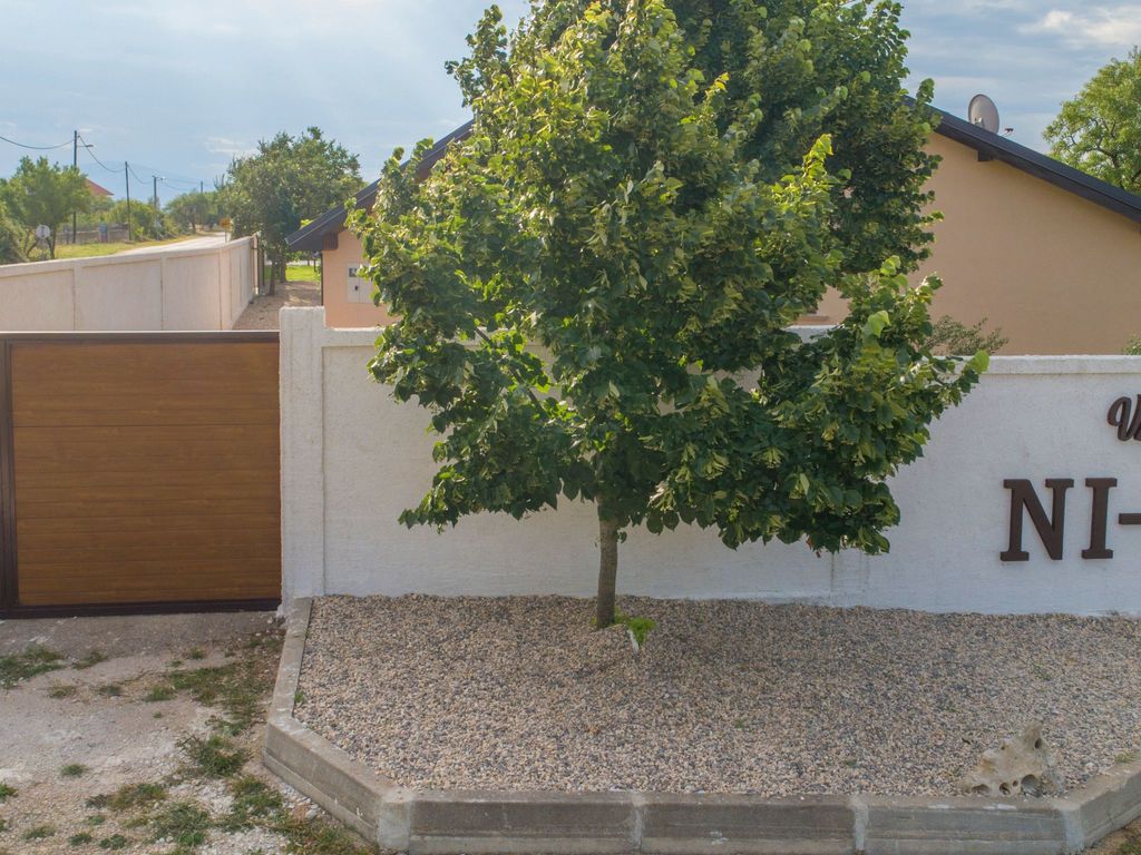 Villa Ni-Sa mit Privatpool für 11 Personen