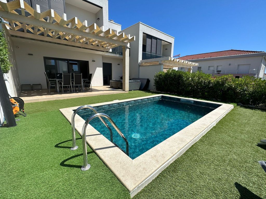 Luxuriöse Villa Sonja