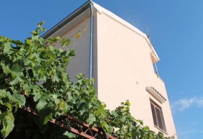 Wohnung Jadrija mit zwei Balkonen in Strandnähe – Foto 4