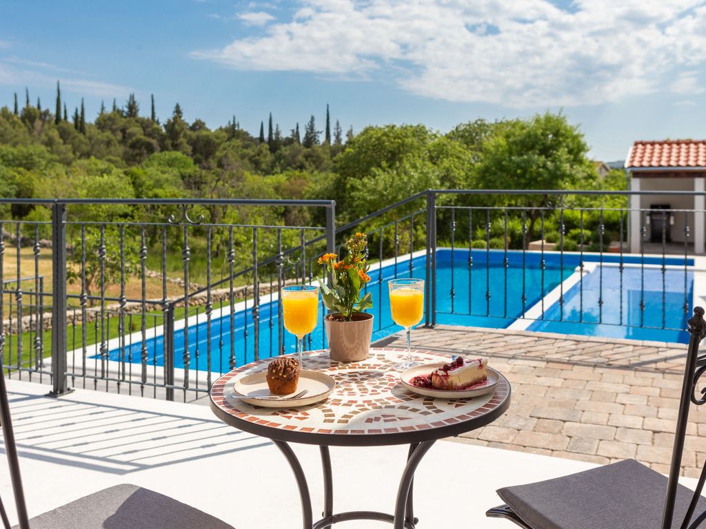 Villa di Pietra