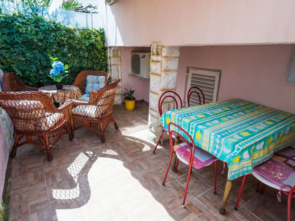 4 Ferienwohnug Superior mit Terrasse 12 m2
