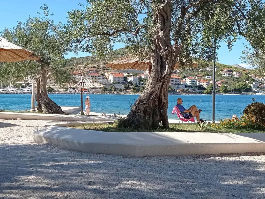 Geräumige Wohnung mit Meerblick