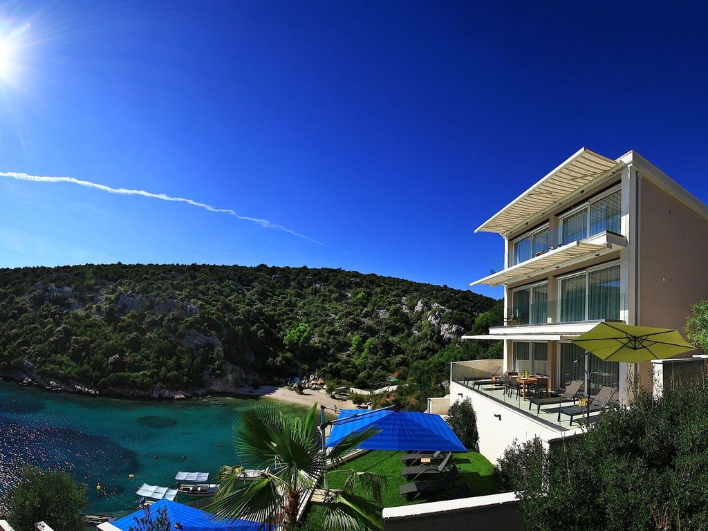 Villa by the Sea