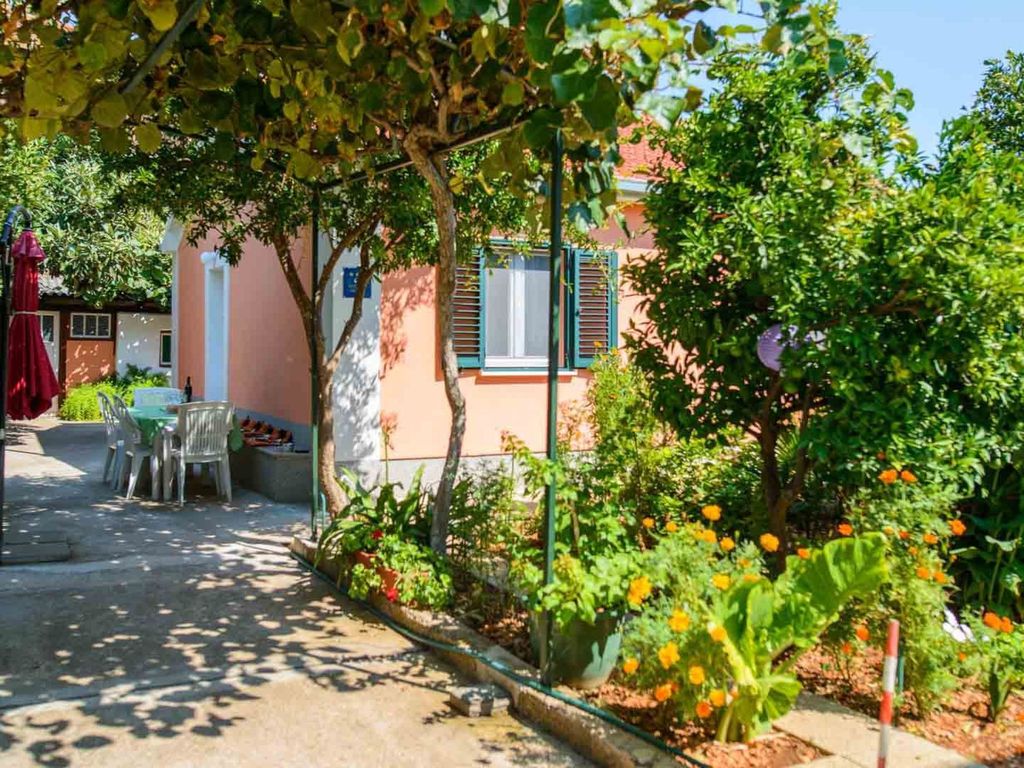 Charmantes Ferienhaus Amelie - EOS CROATIA
