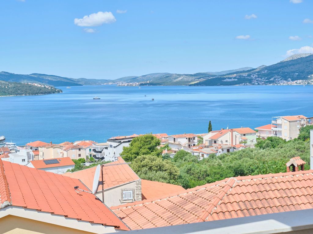 Wohnung Meri 2 in Okrug Gornji
