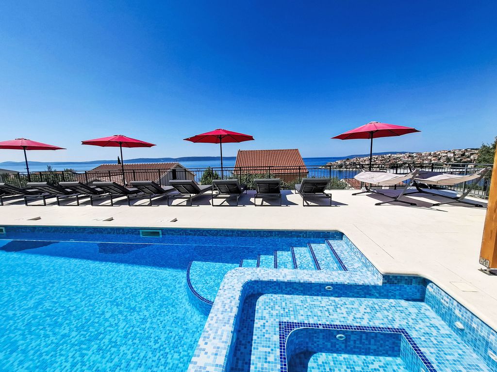 Ferienwohnung, Meerblick Terrasse beheizter Pool