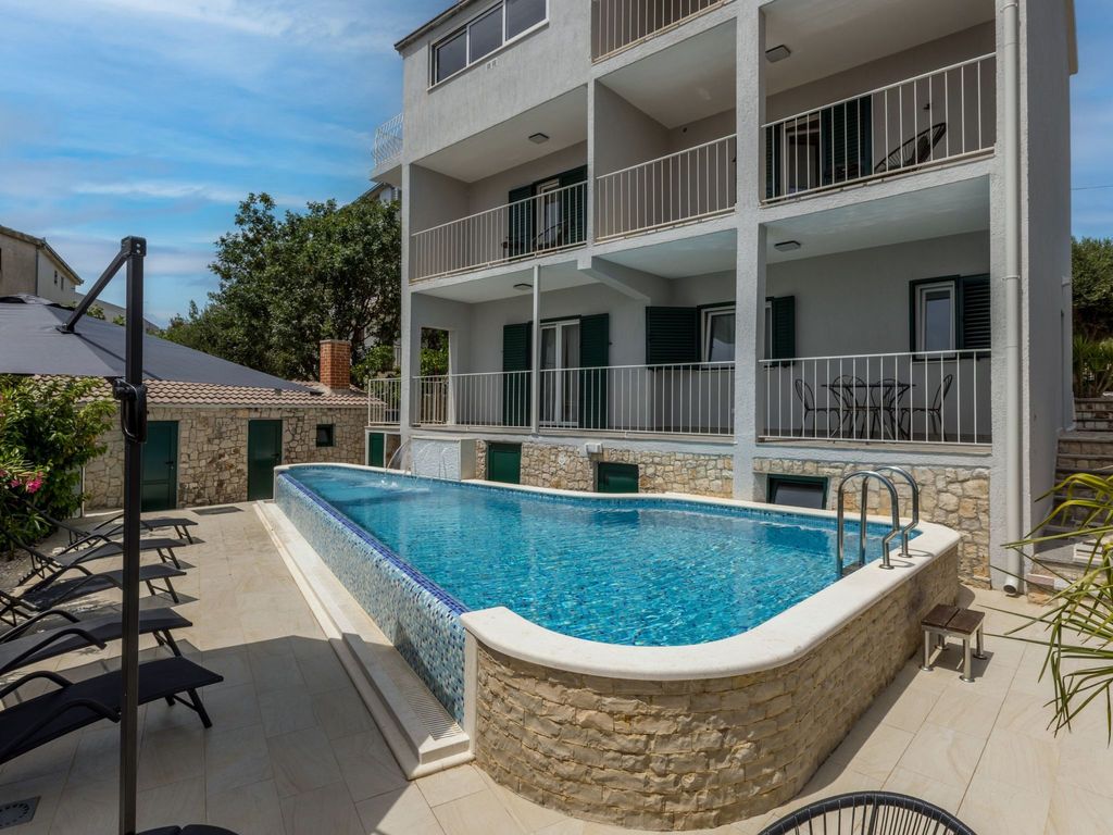 Villa Siks
