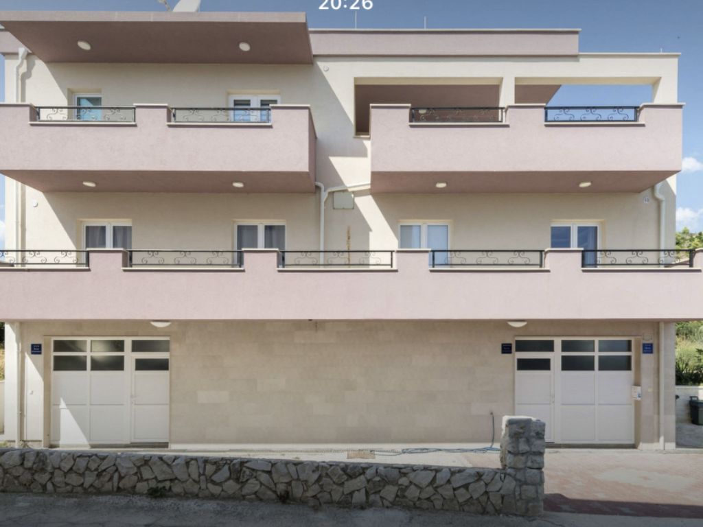Villa Rimac in Kastel Stafilic mit Garten, Grill