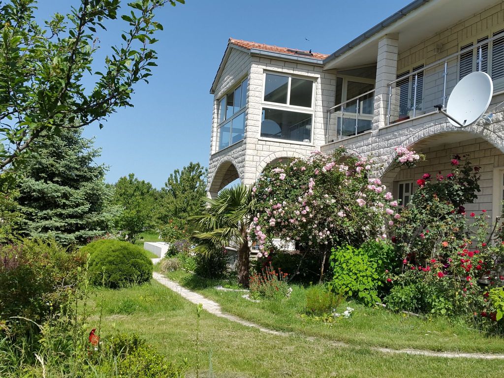 Anwesen "Villa Almas, Sauna, Fitnessraum, Multisport