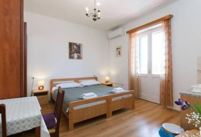 Studio mit Balkon für zwei Personen