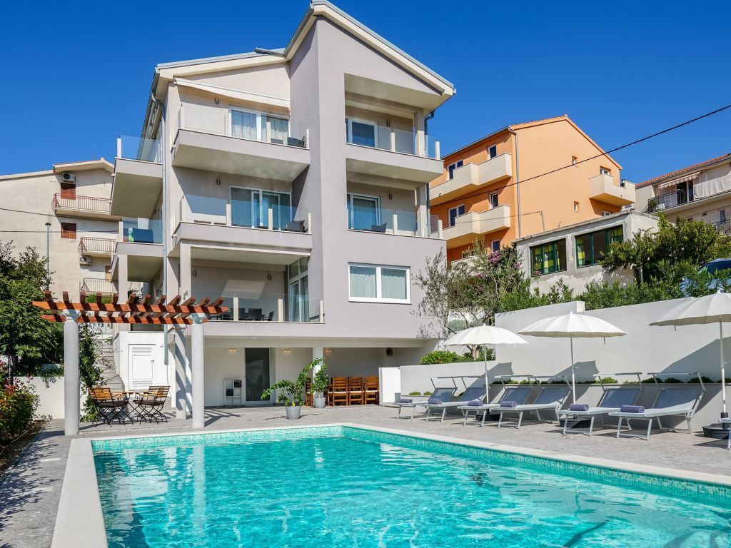 für 4 Personen ca. 44 m&sup2; in Podstrana, Dalmatien (Gespanschaft Split-Dalma