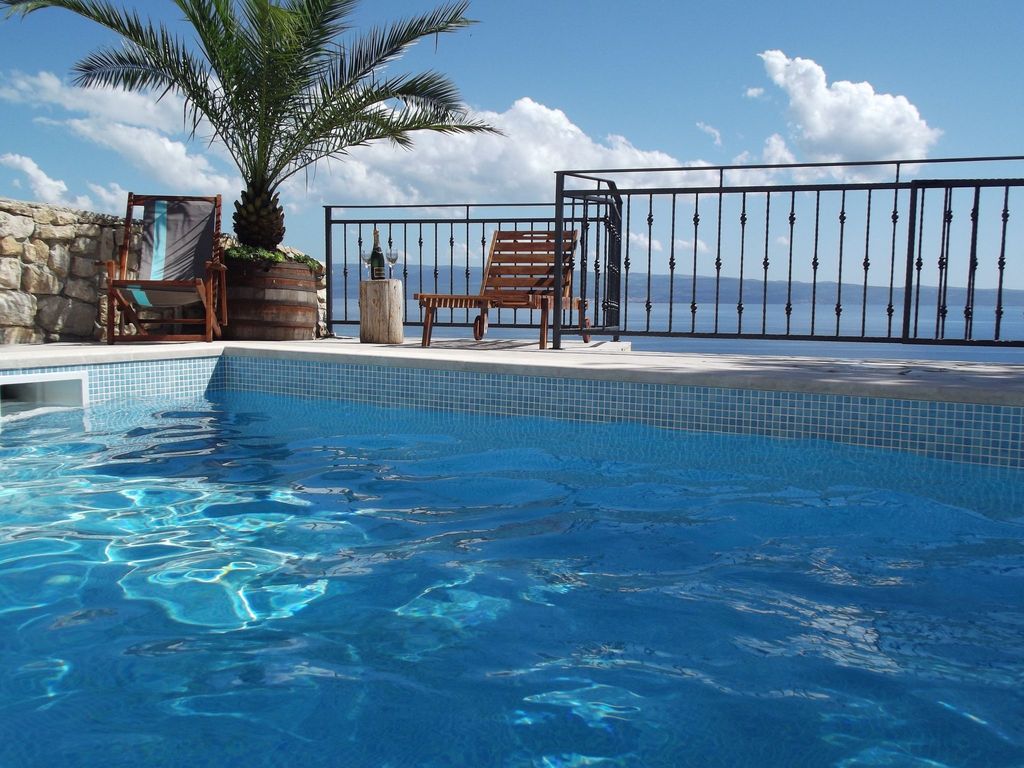 "Villa Petar" mit Infinity Pool