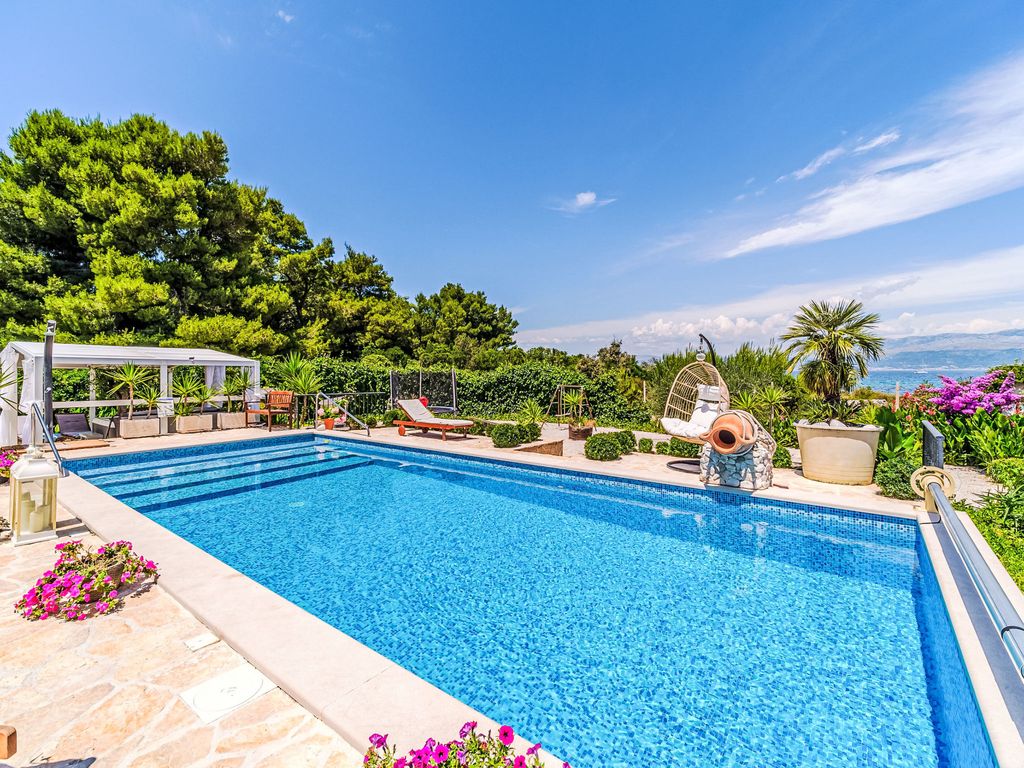 Villa Mutnik