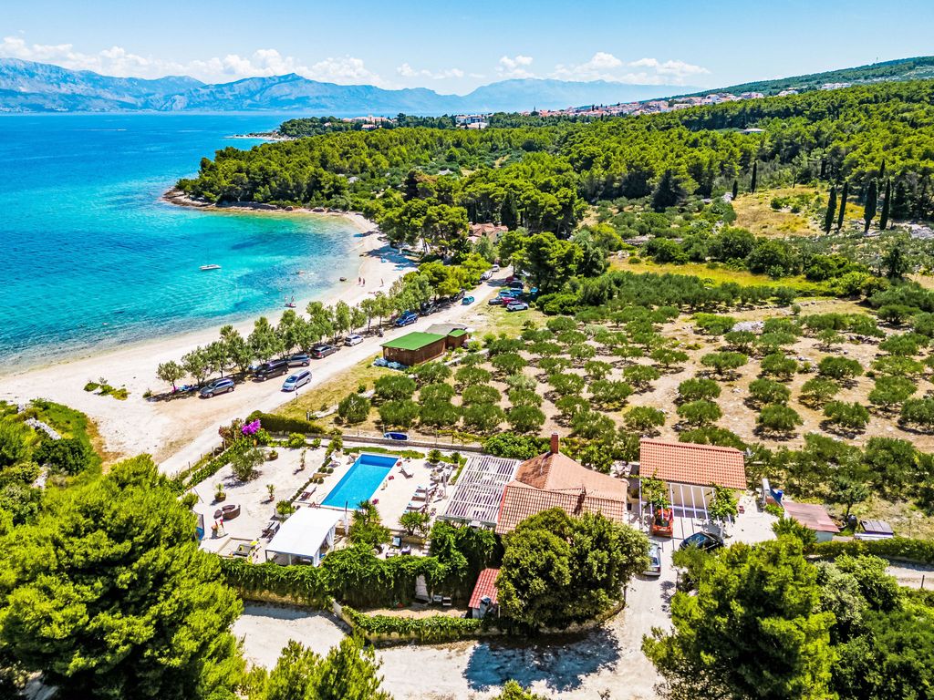 Villa Mutnik