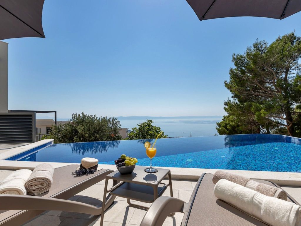 Villa Basak in Makarska