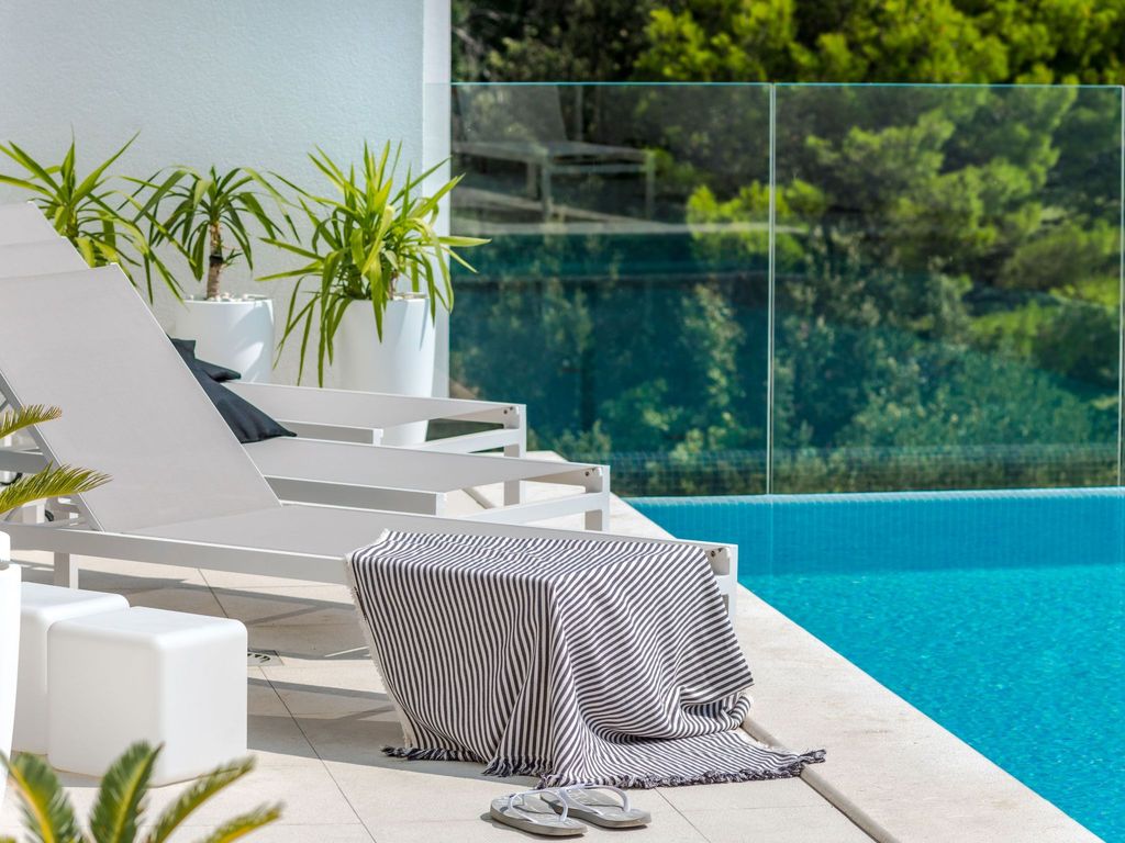 Schöne Villa Zvizdan mit Infinity-Pool